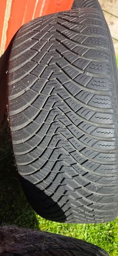 w211 16inch alloys with tyres