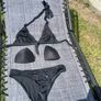 Beautiful Black Bikini Image 2