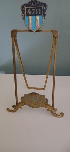 Vintage 4711 Easel Stand And 2 Bottles Of 4711