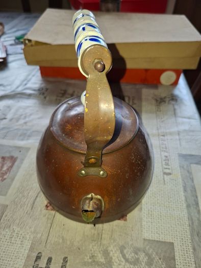 Copper Tea Kettle Blue-and-White Delf Ceramic Handle and matching Lid Knob, Postage Available