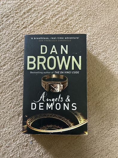 Dan Brown- Angels & Demons