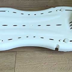 Bath seat, adjustable