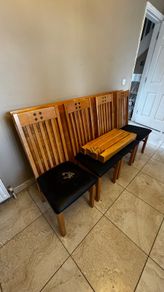 Kitchen Table & 4 Chairs