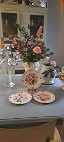Vintage Rose Plates X 3