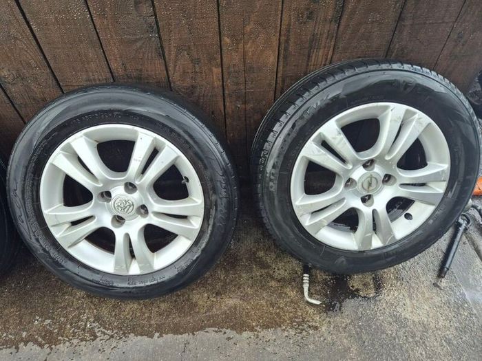 Sets & Singles of 4x100 alloys, wheels 14" 15" 16" to 17" From 50e to Suit Toyota Hyundai Kia Suzuki @ OCG Spares