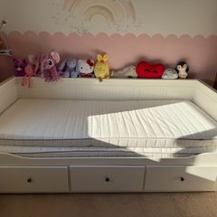 ikea day bed