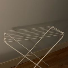 Clothes airer