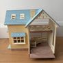 Sylvanian Families Bluebell Cottage Gift Set Image 4