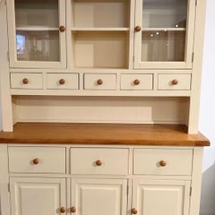 Oak Buffet Sideboard and Hutch