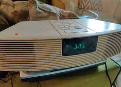 Bose Wave Radio for repair or parts.