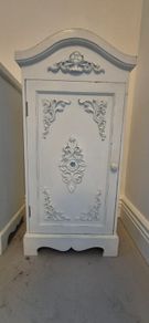 Elegant Locker / Cabinet