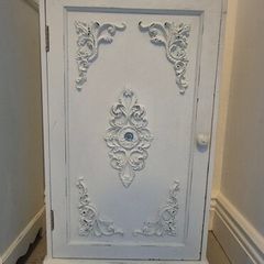 Elegant Locker / Cabinet