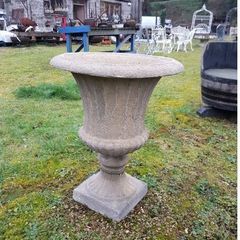 Heathfield Urn EG010