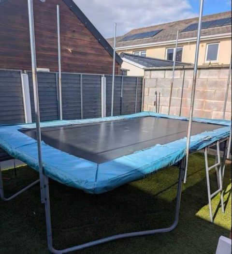 Trampoline Kanga