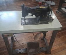 Singer 102W19 Twin Needle Industrial Sewing Machine