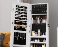 Jewellery storage