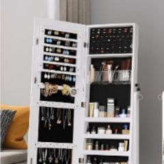 Jewellery storage