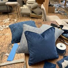NEW Piped Scatter Cushions 20 x 20 Inches