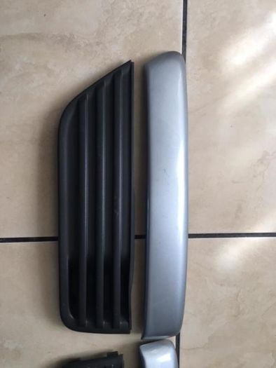 Ford Focus MK2 Front Bumper Grille