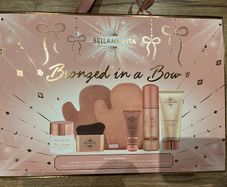 Bellamianta Bronzed in a Bow gift set