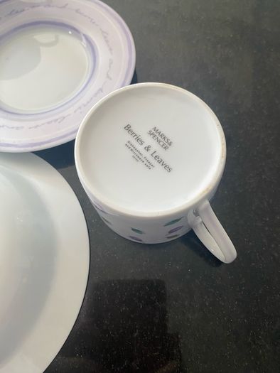 Six piece matching set off M&S berties and leaves breakfast set
