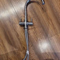 Kitchen mixer tap