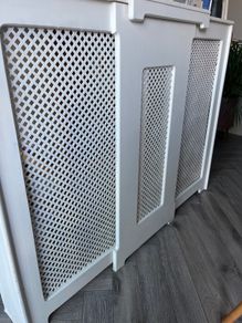 Wooden radiator cover