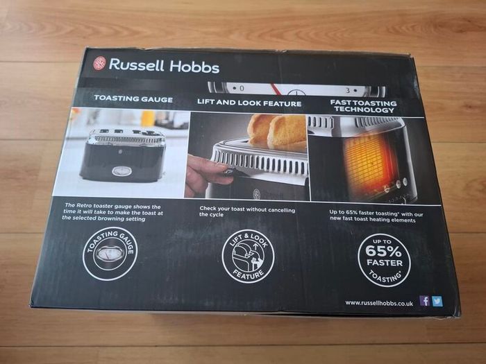 Russell Hobbs Retro  4-slice Toaster