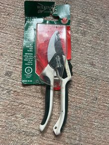 pruner