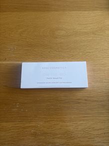 SOSU Cosmetics On The Go Palette