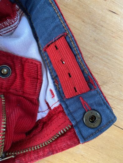 Red cords 92cm or 1.5-2 years