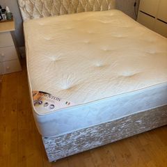 King Size Bed With Mattress