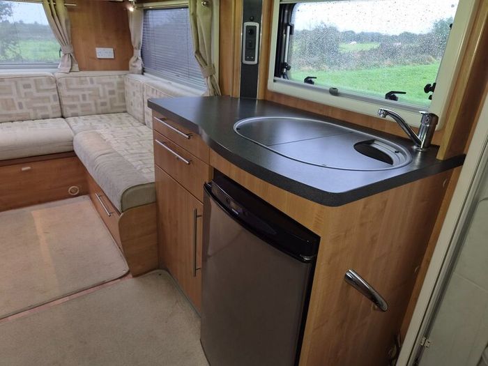 Camper