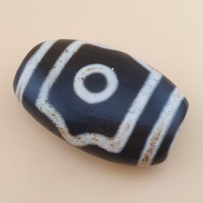 Vintage 3 Eyes Himalayan Tibetan Agate Dzi Bead Amulet