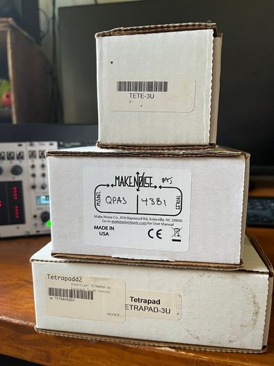 Eurorack: Intellijel, Make Noise, ADDAC Systems