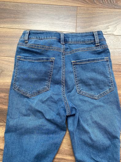Skinny jeans