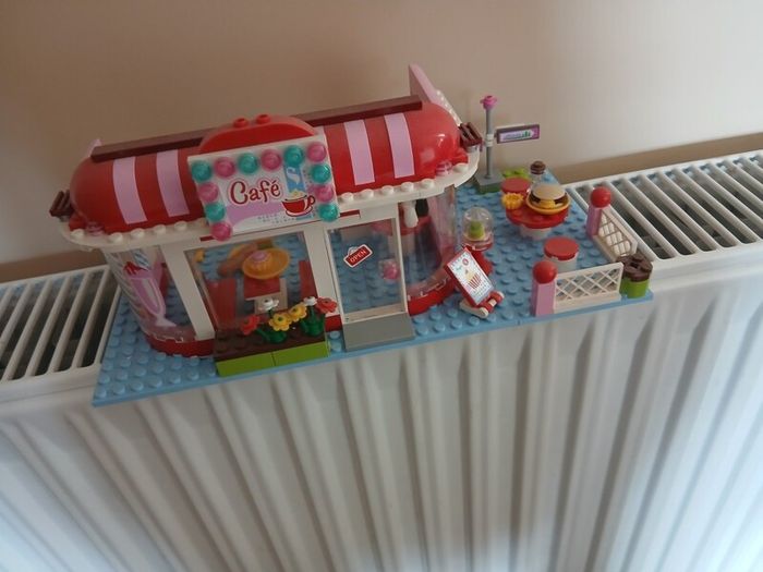 Lego Friends Cafe and Manual
