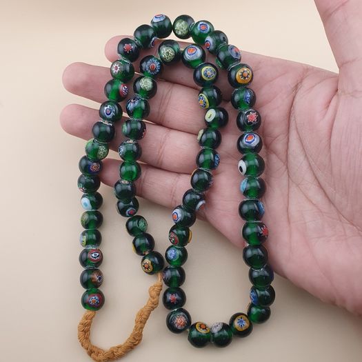 Vintage African Eyes Green Glass Beads Necklace 22 inches