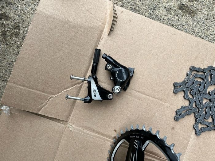 sram rival