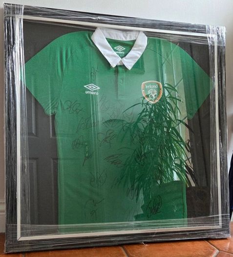 Signed Framed Ireland Euro 2016 Shirt