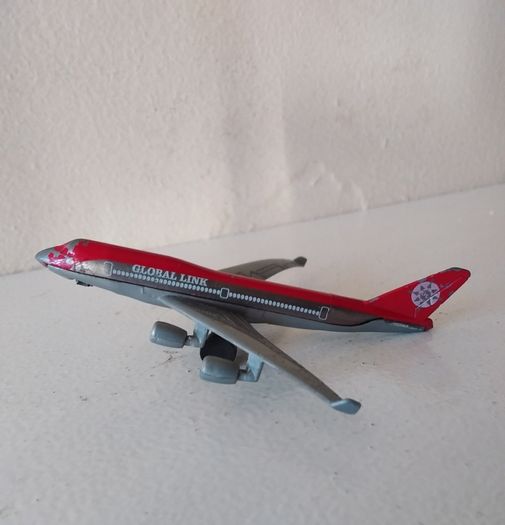 Global Link Airlines - Diecast Aircraft (2)