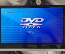 22" HD Ready TV and DVD Player Kenmark 22LVD02D2