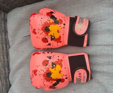 Kids ( girls) boxing gloves