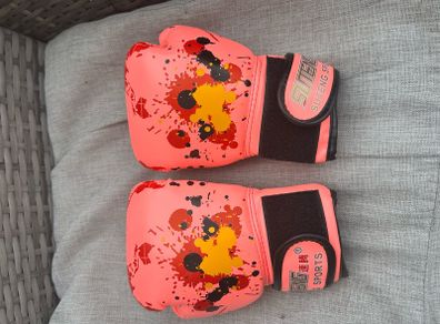 Kids ( girls) boxing gloves