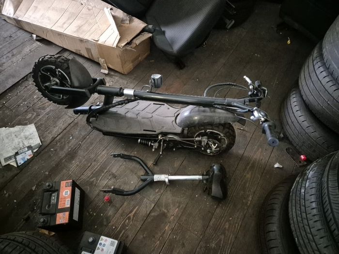 Electric scooter