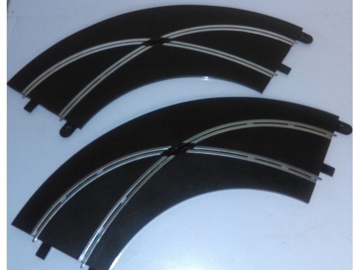 Scalextric C8203: 2 x Crossover Track Radius 2 Curves (r2)