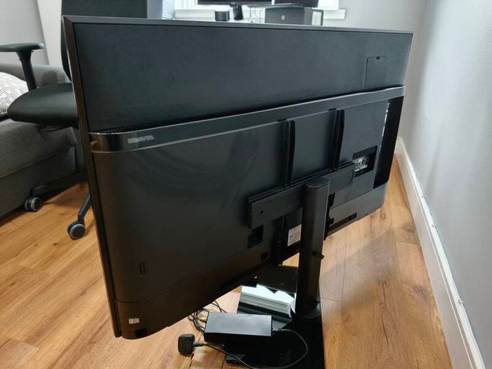 Sony Bravia 49 inches 4K HDR Android Smart TV with Pivoting Glass Stand