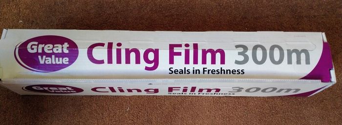 Industrial Catering size cling film 300m box
