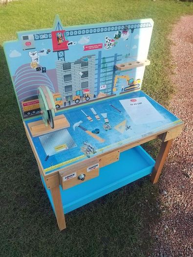 toy work bench
