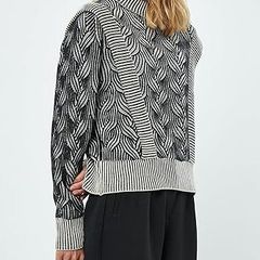 NEW Stylish Knit Pullover size M FREE POST